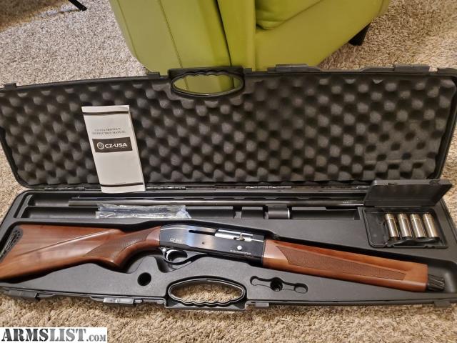 CZ 912 12 Gauge Semi-Automatic Shotgun