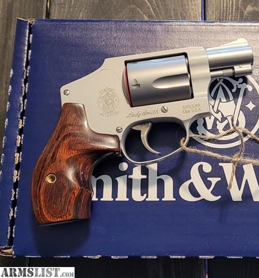 Smith & Wesson Model 642 Ladysmith 38 Special Revolver with Wood Grips