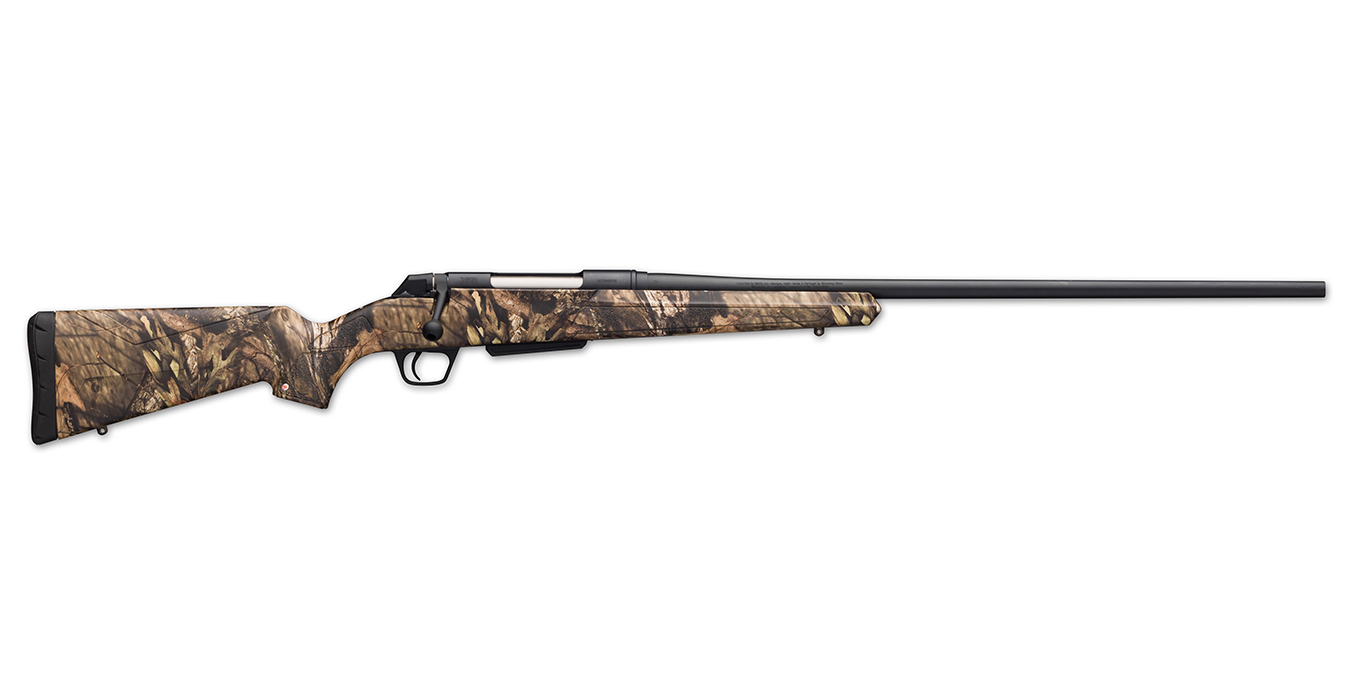 Winchester Firearms XPR Hunter 300 Win Mag Bolt-Action Rifle with Mossy Oak Break-Up Country Stock