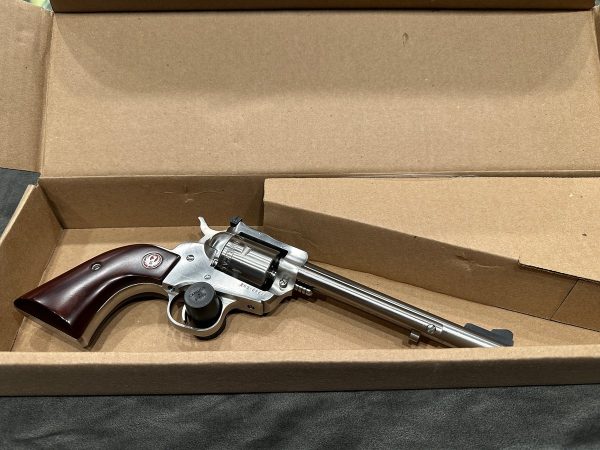 RUGER SINGLE SIX Handguns Revolver